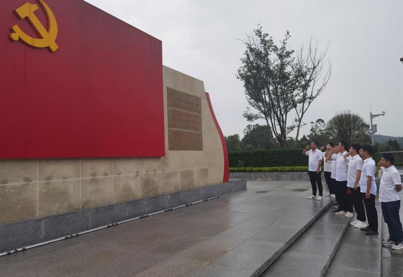 尊时凯龙人生就博建设党支部开展“党建引领聚合力 牢记初心谋发展”主题党日活动 (2)_800-550